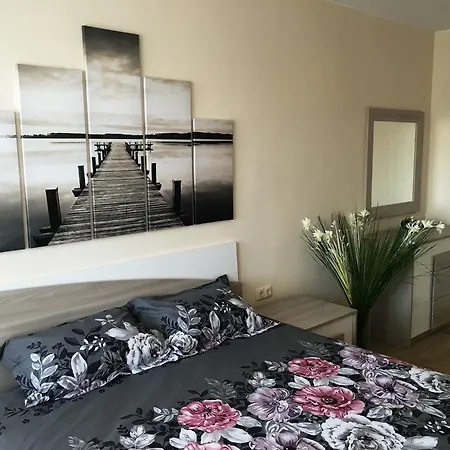 Bratanov In Lifestyle Deluxe Apartament